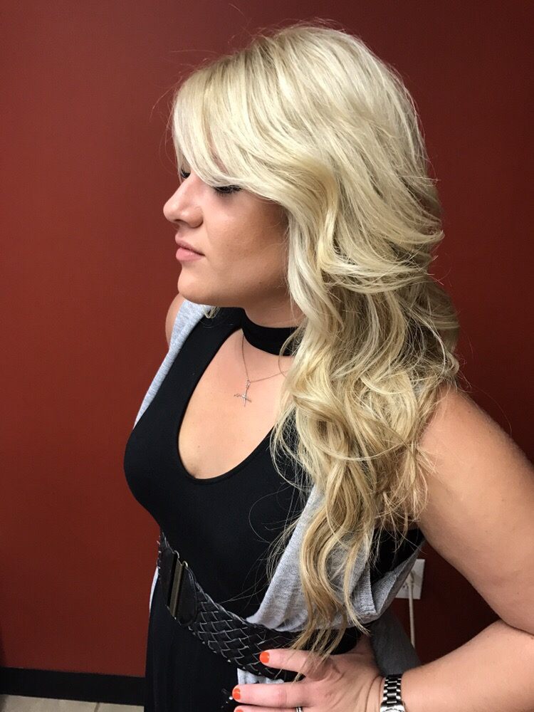 Hair I Am Unisex Salon  Logo