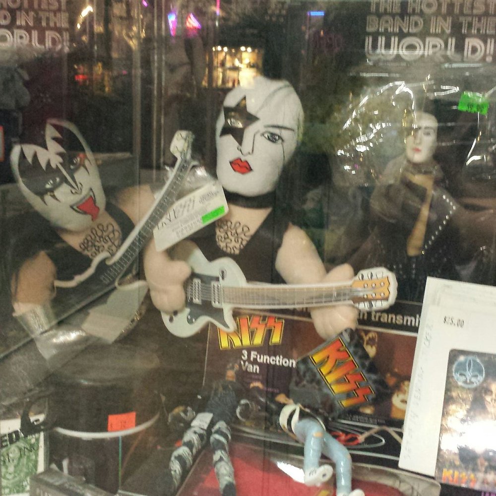 Collectors Marketplace - Kiss collectibles - Toy Stores Near Me - Phoenix, Arizona Collectors Marketplace - Kiss collectibles - Toy Stores Near Me - Phoenix, Arizona