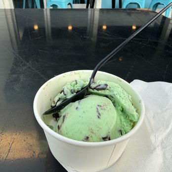 Spread - Mint chocolate chip - Sandwiches Near Me - San Jose, California Spread - Mint chocolate chip - Sandwiches Near Me - San Jose, California