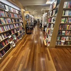 Barnes & Noble