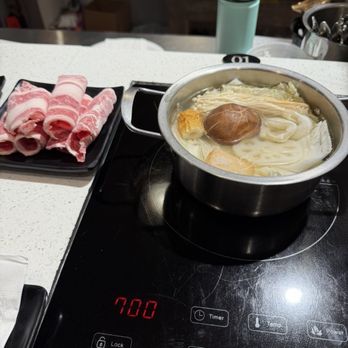 Tai Ke Shabu Shabu - Hot pot - Taiwanese Near Me - Olivette, Missouri