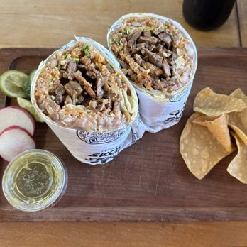 Las Chicas Fresas - Carne Asada Burrito (close up) - Mexican Near Me - Pomona, California Las Chicas Fresas - Carne Asada Burrito (close up) - Mexican Near Me - Pomona, California