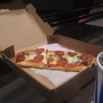 Cinépolis Luxury Cinemas - $12 pizza - Cinema Near Me - Euless, Texas