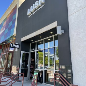 ABQ Uptown - Shopping Centers Near Me - Albuquerque, New Mexico