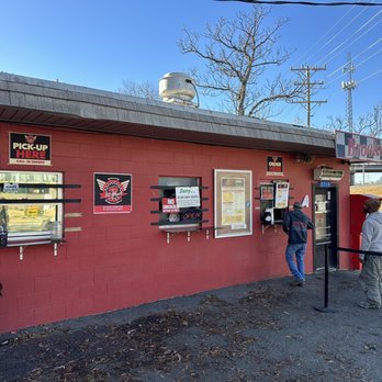 Brooks Sandwich House - You place your order on the right side and pick it up on the left. You use to be able to go inside to order but I guess that's a wrap. - Sandwiches Near Me - Charlotte, North Carolina Brooks Sandwich House - You place your order on the right side and pick it up on the left. You use to be able to go inside to order but I guess that's a wrap. - Sandwiches Near Me - Charlotte, North Carolina
