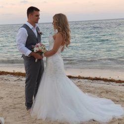 Krafty Travel - Destination weddings and romance travel is at the heart of what we do.  It is a huge honor to help our couples create special memories.