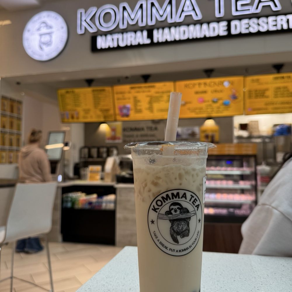 komma Tea - Oolong milk tea - Bubble Tea Near Me - Knoxville, Tennessee