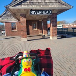 LIRR Station - Avocado was here