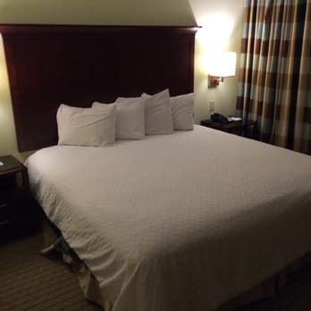 Embassy Suites by Hilton Valencia - King - Hotels Near Me - Valencia, California Embassy Suites by Hilton Valencia - King - Hotels Near Me - Valencia, California