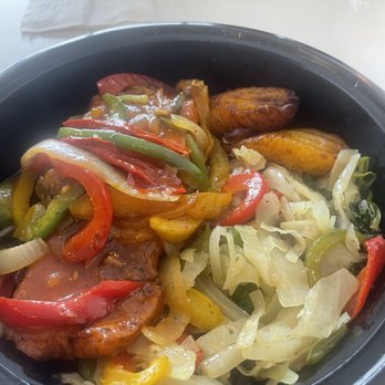 CaribeExpress - Salmon and Veggies - Caribbean Near Me - Laurel, Maryland