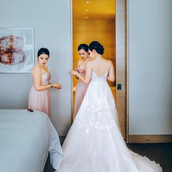 JJ Chen Photography - Getting ready photos at the St. Regis hotel, San Francisco - Event Photography Near Me JJ Chen Photography - Getting ready photos at the St. Regis hotel, San Francisco - Event Photography Near Me