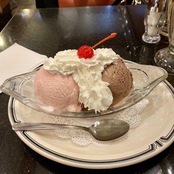 Waverly Diner - Diners Near Me - New York, New York Waverly Diner - Diners Near Me - New York, New York