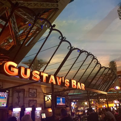 Gustav’s Bar by null