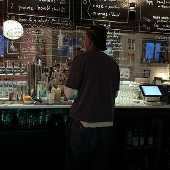'ssippi - Wine Bars Near Me - St. Louis, Missouri