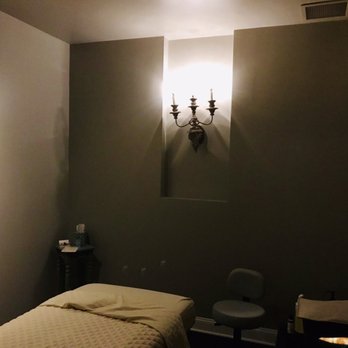 Woodhouse Spa - Buffalo - Massage room - Skin Care Near Me - Williamsville, New York Woodhouse Spa - Buffalo - Massage room - Skin Care Near Me - Williamsville, New York