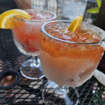Tres Potrillos Galloway - Margaritas - Mexican Near Me - Galloway, Ohio