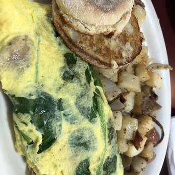 Cafe in Paradise - Create your own omelette - Breakfast & Brunch Near Me - Sebastian, Florida