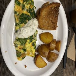 Chat & Griddle - Spinach and feta omelette
