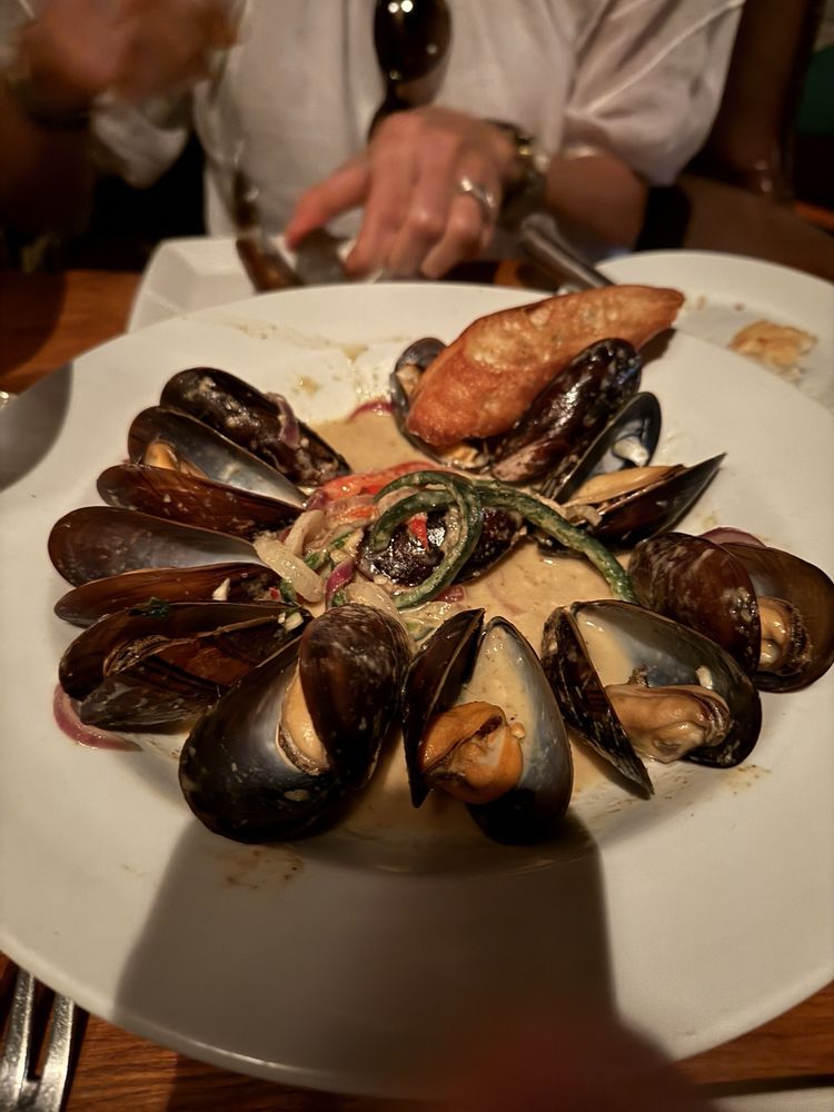 Social spots from Planters Tavern