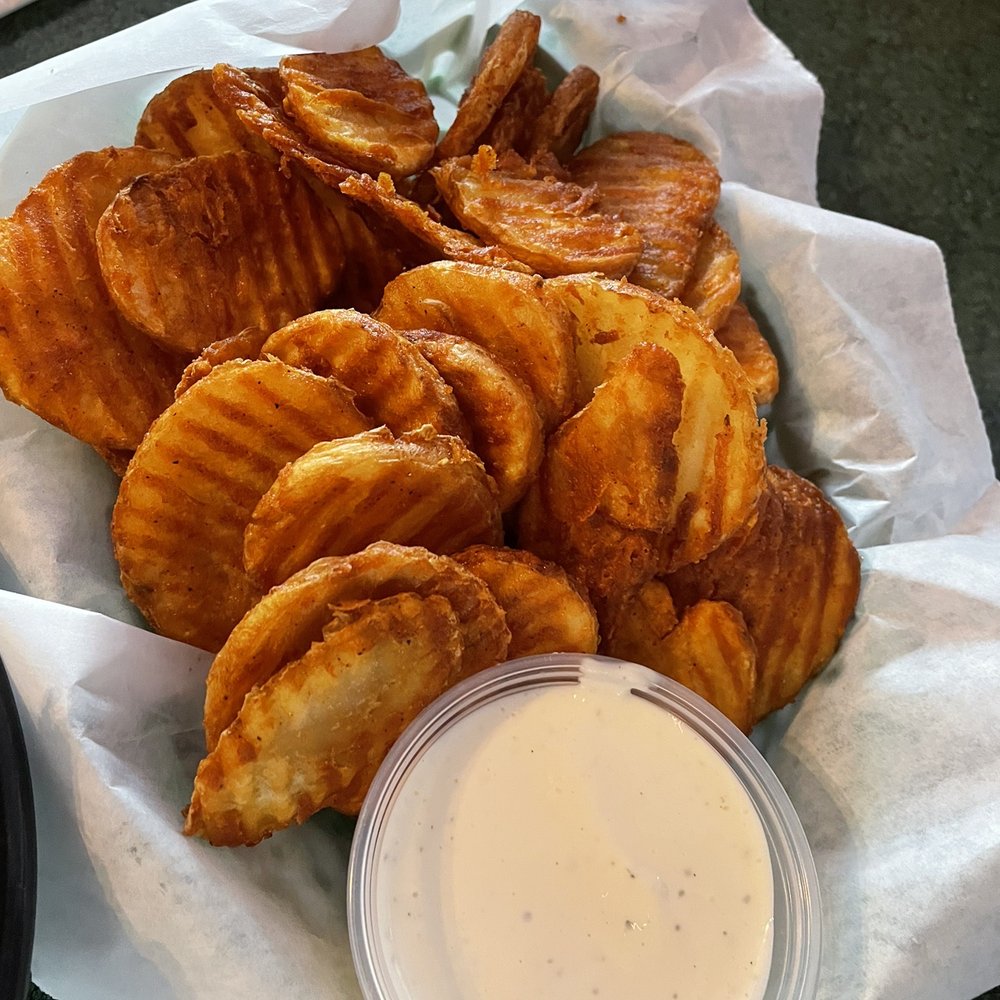 Putter's Patio & Grill - Buffalo chips - American Near Me - Winston Salem, North Carolina