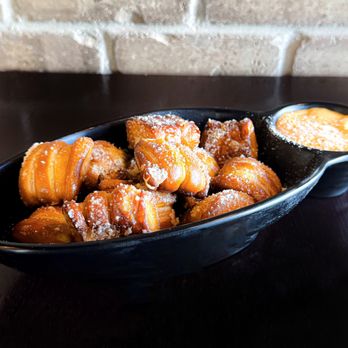 Legends Grill and Bar - Wine Bars Near Me - Mokena, Illinois