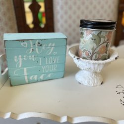 Farmyard Primitives & Antiques 