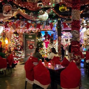 Small Change - Dive Bars Near Me - St. Louis, Missouri