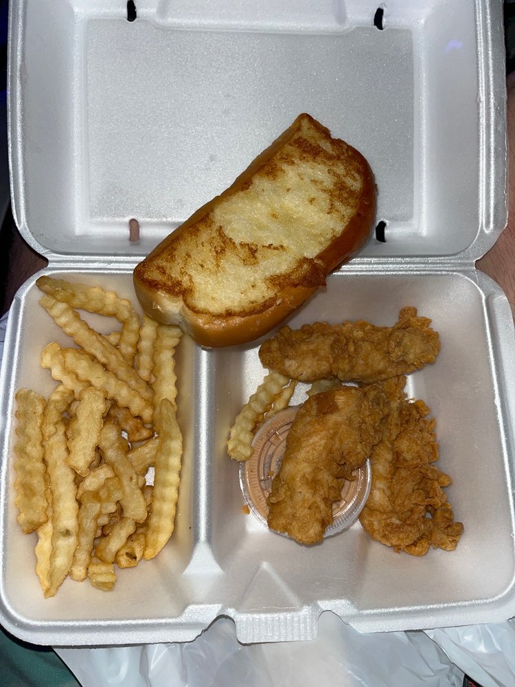 RAISING CANE’S CHICKEN FINGERS 24 Photos & 14 Reviews 5060 S