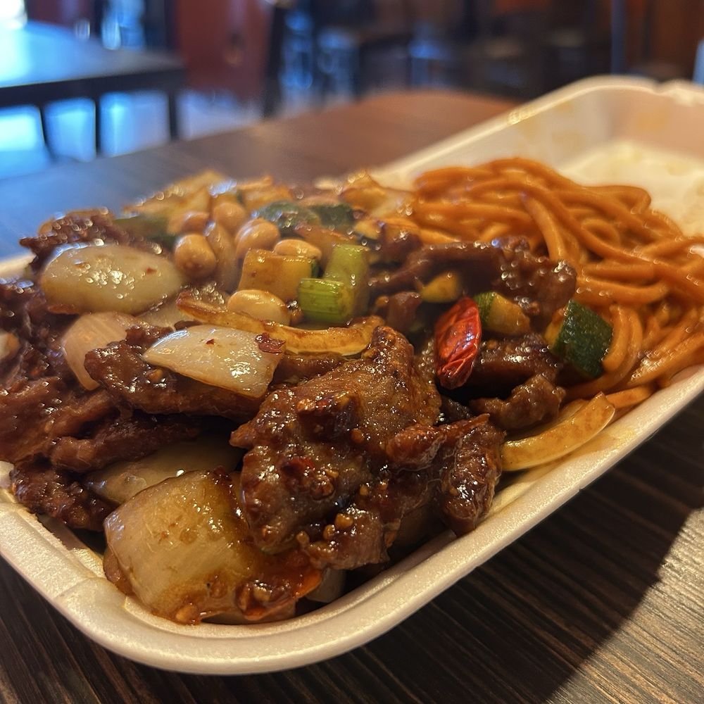Golden Wok - Same deliciousness.... Kung Pao Beef W/ Chow Mein & Fried rice. - Chinese Near Me - Canyon Cntry, California