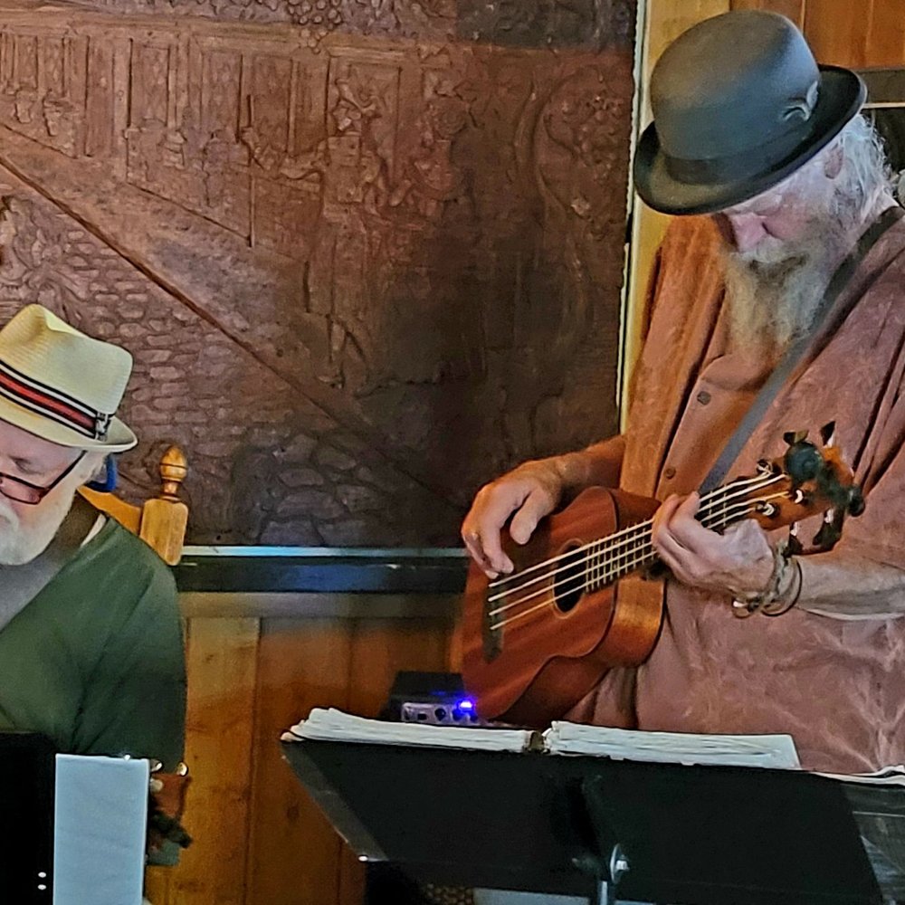 13th Moon Gravity Well - Pubs Near Me - Portland, Oregon