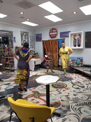 Native Art Market by null