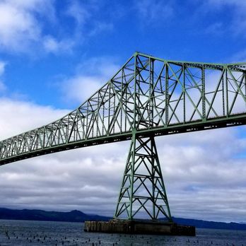 Bridgewater Bistro - View - New American Near Me - Astoria, Oregon