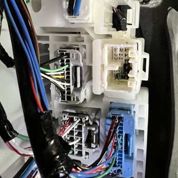 Car Toys - Burnt wiring - Car Stereo Installation Near Me - Beaverton, Oregon Car Toys - Burnt wiring - Car Stereo Installation Near Me - Beaverton, Oregon