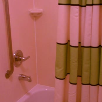 Fairfield by Marriott Inn & Suites Denver North/Westminster - shower/bathtub - Hotels Near Me - Westminster, Colorado