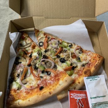 Brooklynz Pizza - Veggie Pizza - Pizza Near Me - Artesia, California Brooklynz Pizza - Veggie Pizza - Pizza Near Me - Artesia, California