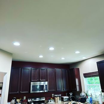 Ben'Z Electric - Kitchen lights replaced/installed - Electricians Near Me Ben'Z Electric - Kitchen lights replaced/installed - Electricians Near Me