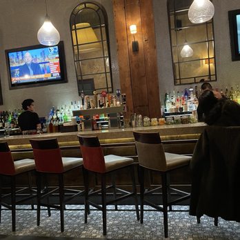 Juniper Bar - Cocktail Bars Near Me - New York, New York