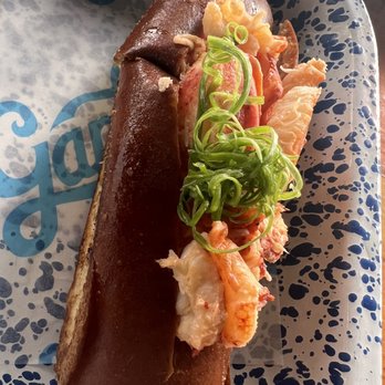 Garbo’s - Connecticut Roll - Seafood Near Me - Austin, Texas