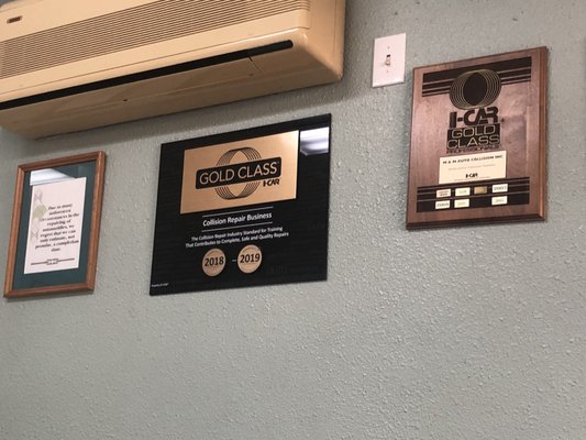 M & M AUTO COLLISION - Updated June 2025 - 17 Photos & 24 Reviews