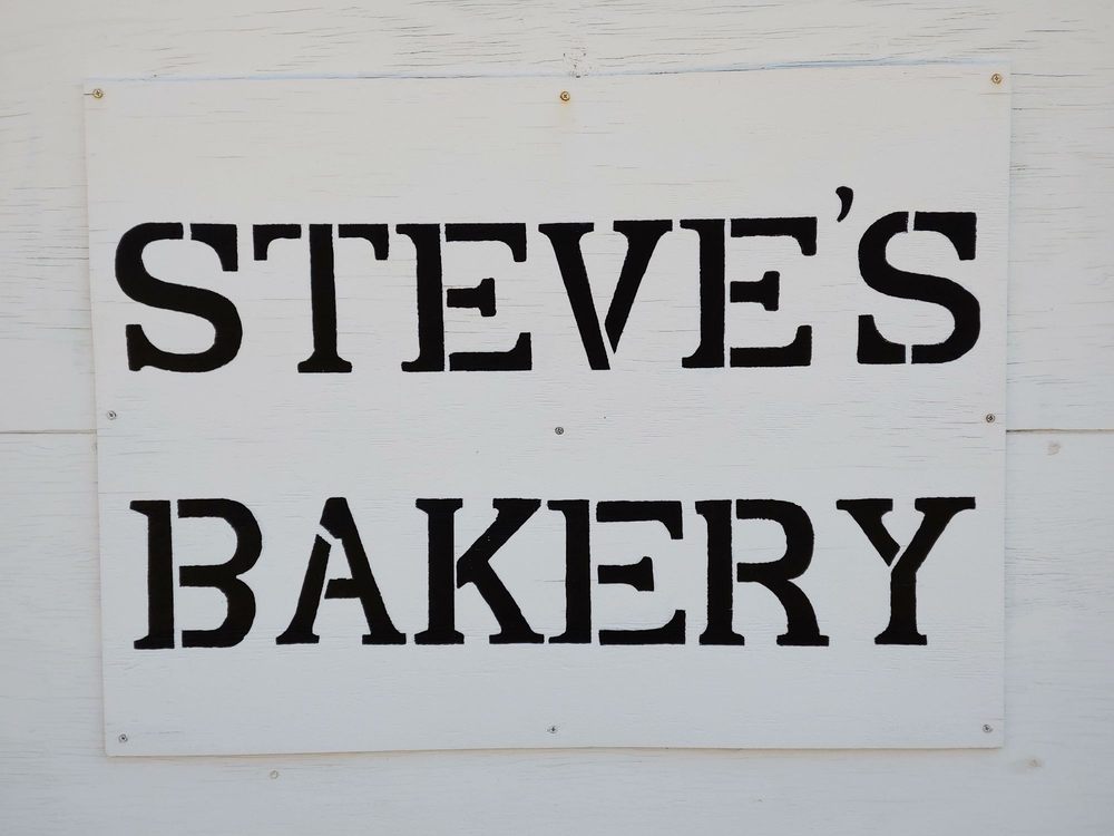 Steve's Bake Shop Logo
