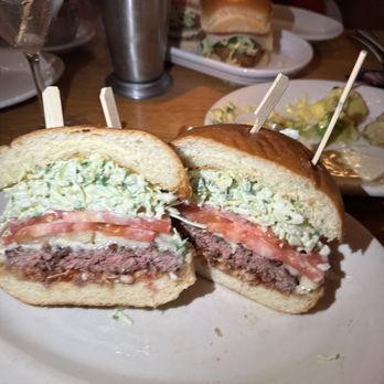White House Tavern - Honor Burger - Burgers Near Me - Aspen, Colorado White House Tavern - Honor Burger - Burgers Near Me - Aspen, Colorado