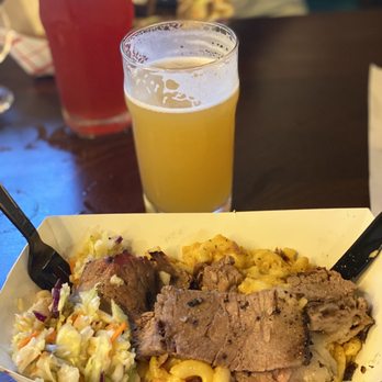 Seven Sirens Brewing Company - Smoked brisket over Mac and cheese with coleslaw served by Taste Smokers food truck!! The beer is #16, forget the name. Delish! - Brewpubs Near Me - Bethlehem, Pennsylvania Seven Sirens Brewing Company - Smoked brisket over Mac and cheese with coleslaw served by Taste Smokers food truck!! The beer is #16, forget the name. Delish! - Brewpubs Near Me - Bethlehem, Pennsylvania