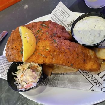 Yeoman's Topgolf Swing Suite - Fish & Chips - Cocktail Bars Near Me - Tampa, Florida