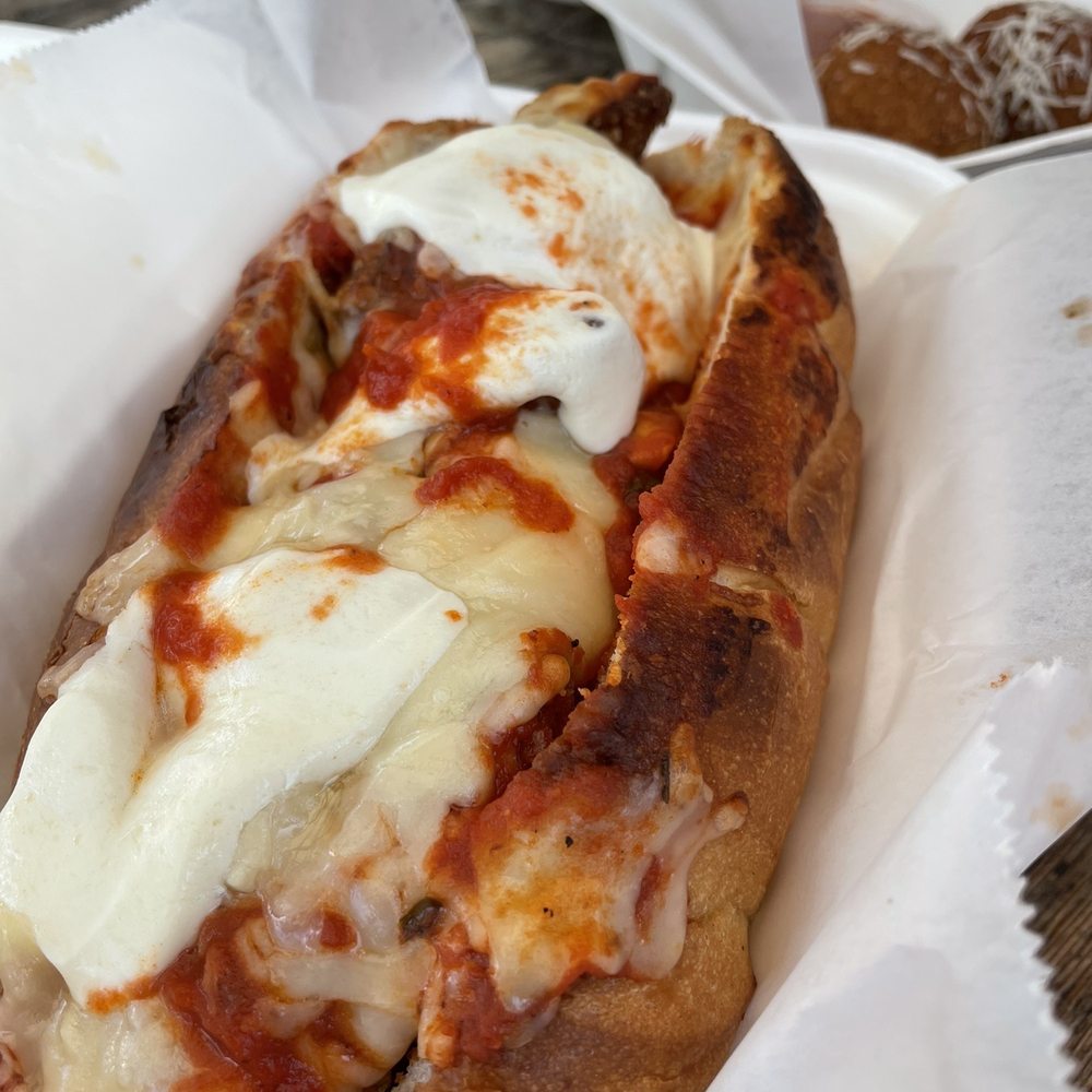 Mangiamo - Chicken Parm Sub - Food Trucks Near Me - Portland, Oregon Mangiamo - Chicken Parm Sub - Food Trucks Near Me - Portland, Oregon