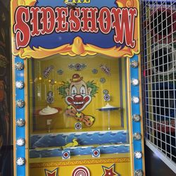 Chuck E. Cheese - Broken machine