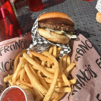 Francis Burger Joint - Vegan Near Me - Minneapolis, Minnesota