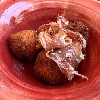 sidreria txots - Restaurants Near Me - Girona, GI