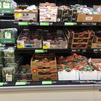 ALDI - a display of vegetables in a grocery store - Grocery Near Me - Shamokin Dam, Pennsylvania ALDI - a display of vegetables in a grocery store - Grocery Near Me - Shamokin Dam, Pennsylvania