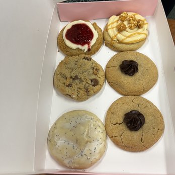 Crumbl - Naples - Cookies - Bakeries Near Me - Naples, Florida