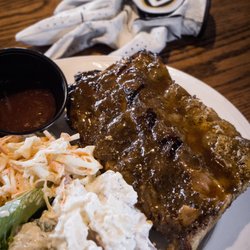 St. Andrews Valley Golf Club - 1/2 rack of ribs with coleslaw and potato salad